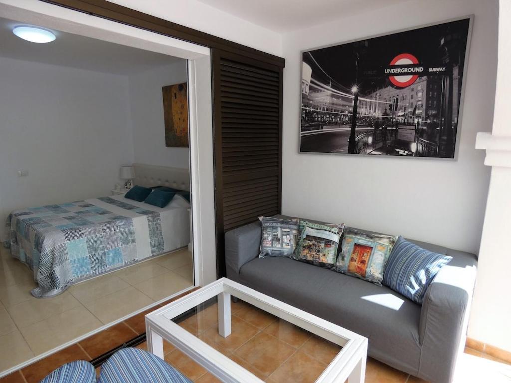 Appartamento Beautiful With Large Terrace Close To The